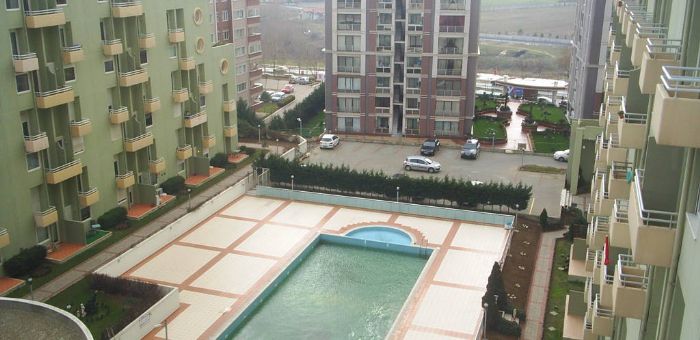 �ook 118.000 Tl'ye Beylikd�z� Teras Konutlar�nda Havuzlu Site ��inde 1+1 �ok Ucuz Sat�l�k Daire